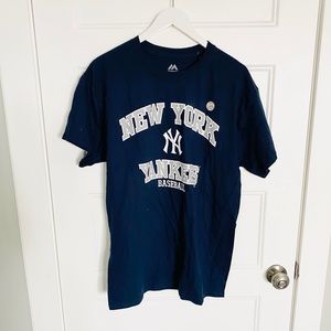 NEW NY Yankees Tee!